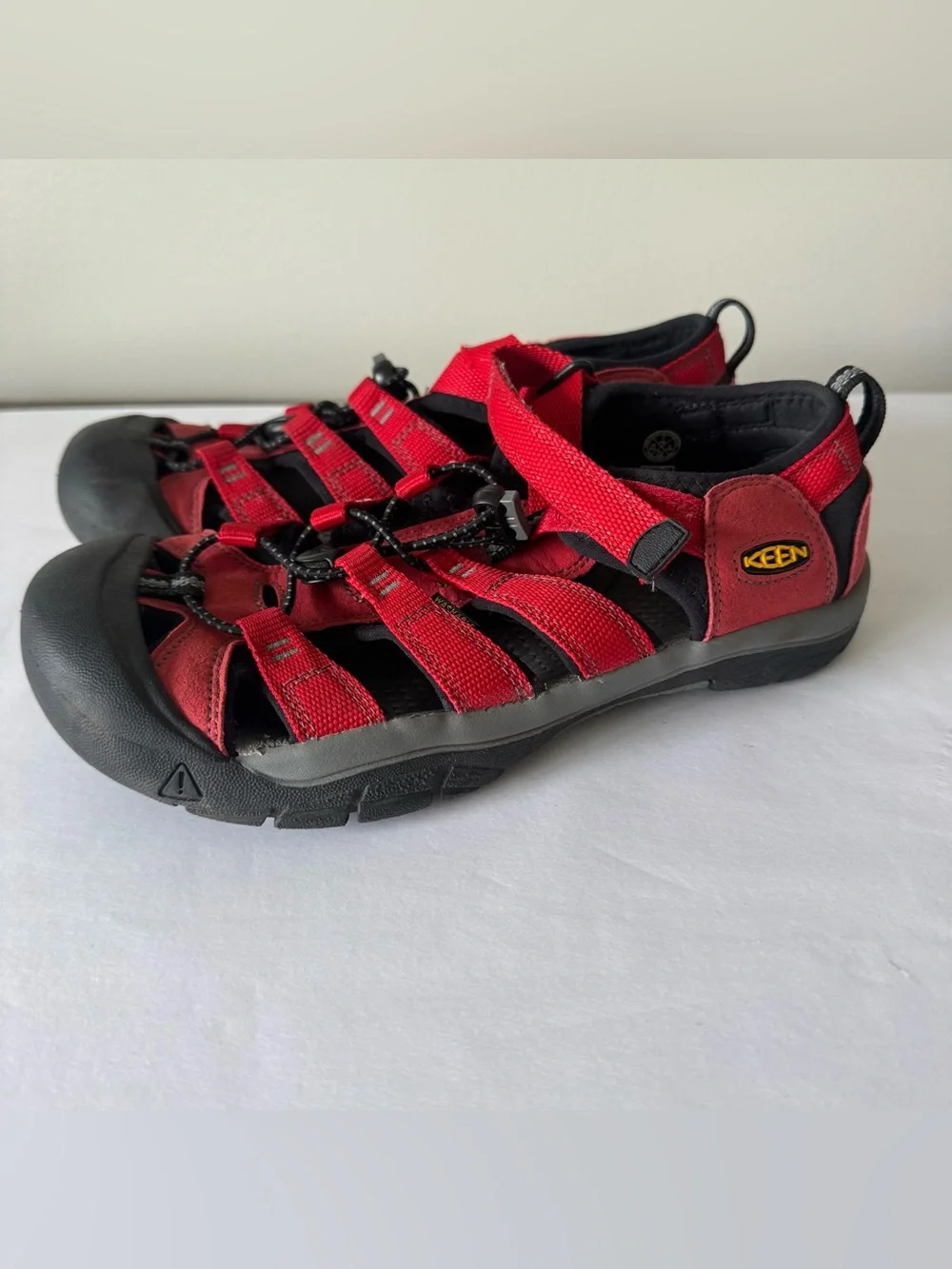 Keen like new